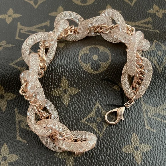 Guess rose gold bracelet - Picture 1 of 4